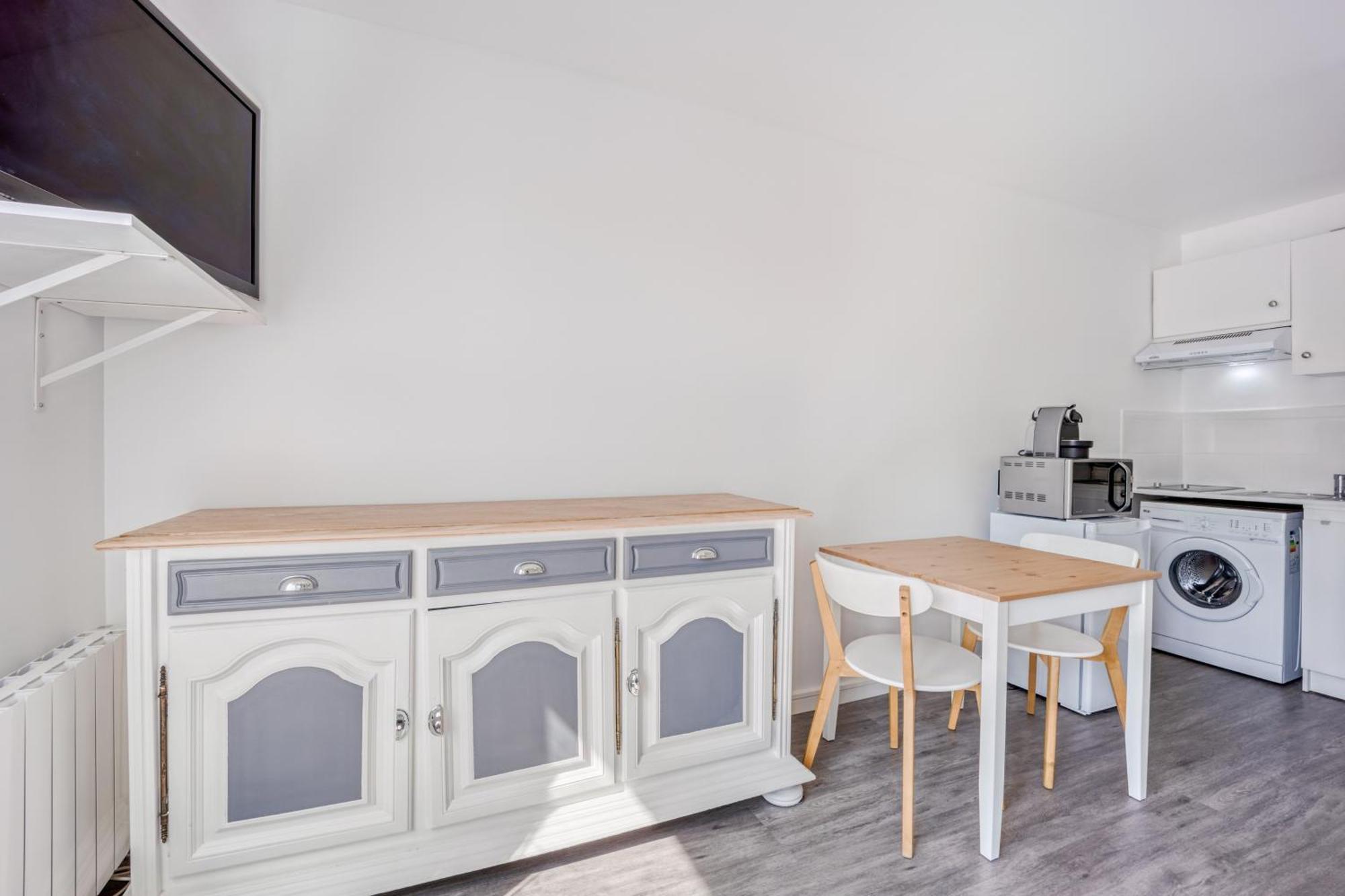 Le Petit Normand - Studio Avec Jardin A 500 M De La Plage Courseulles-sur-Mer Bagian luar foto