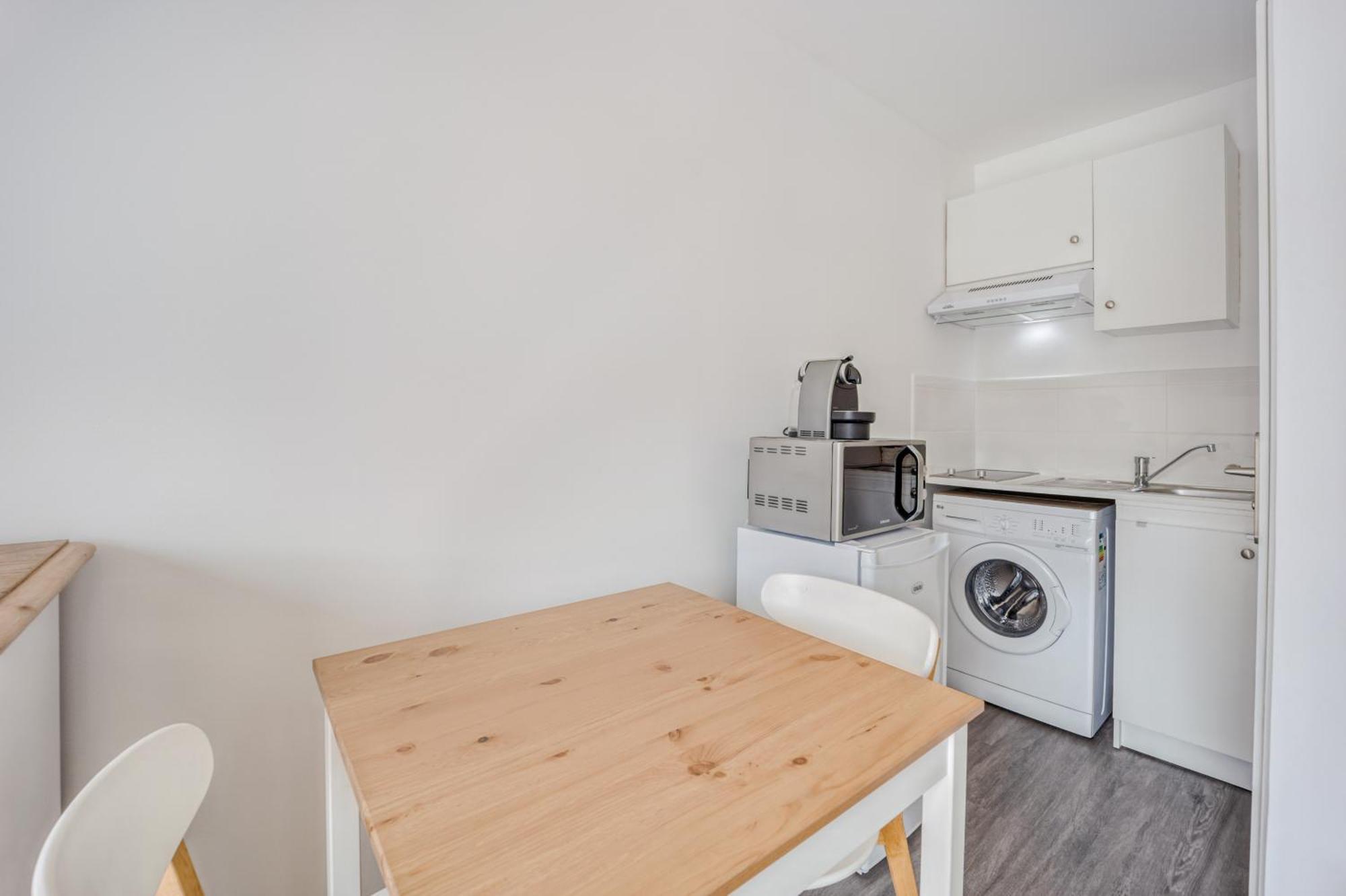 Le Petit Normand - Studio Avec Jardin A 500 M De La Plage Courseulles-sur-Mer Bagian luar foto