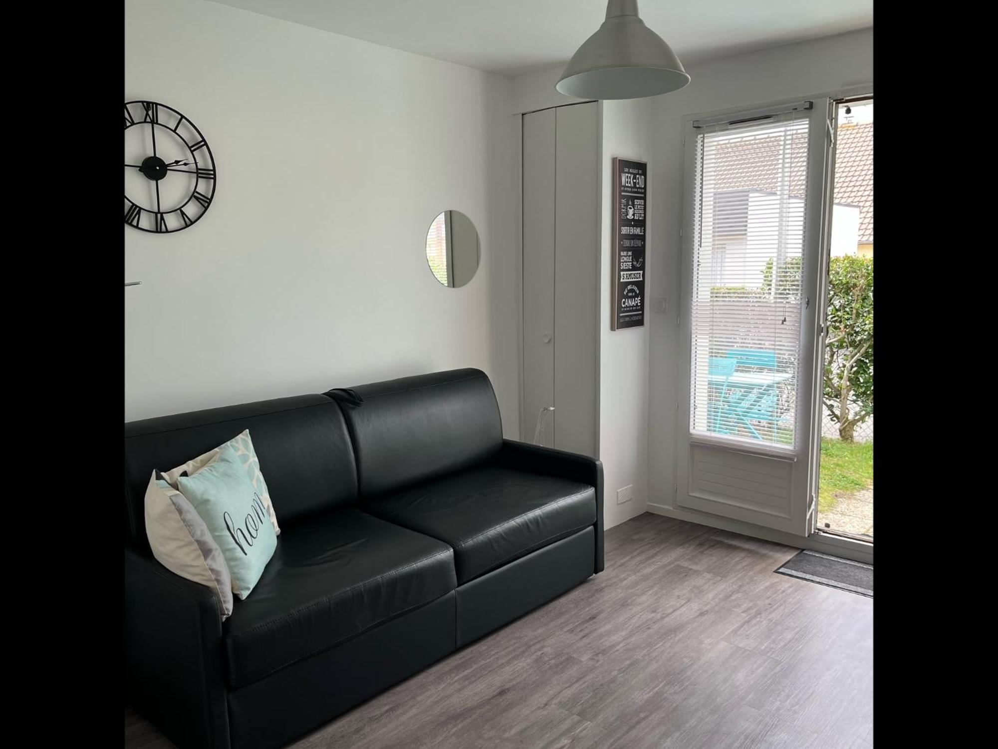 Le Petit Normand - Studio Avec Jardin A 500 M De La Plage Courseulles-sur-Mer Bagian luar foto